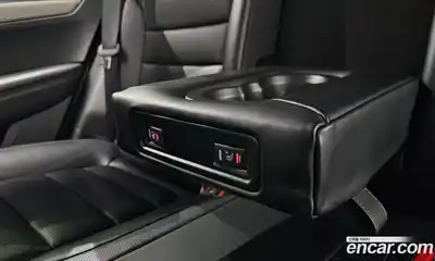 Renault QM6 2022 2.0 Автомат в Москве № 137217, миниатюра 12