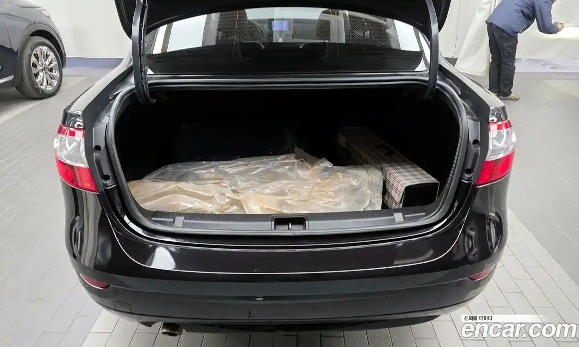 Renault SM3 2012 1.6 Автомат в Москве № 137757, фото 20