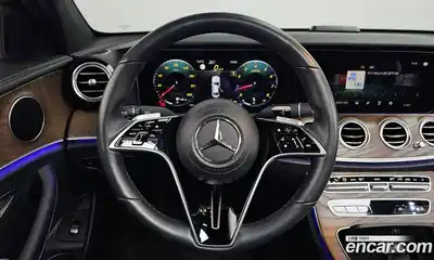 Mercedes-Benz E-Class 2021 2.0 Автомат в Москве № 141555, миниатюра 10