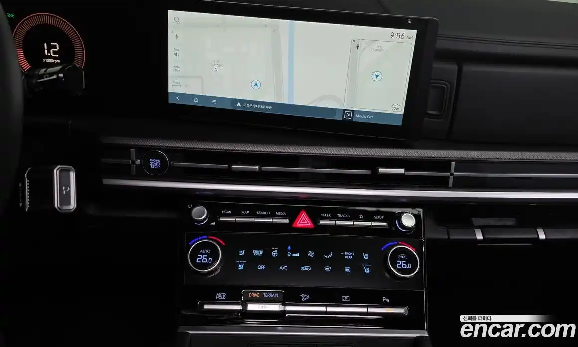 Hyundai Santa Fe 2025 1.6 Автомат в Москве № 1420, фото 9