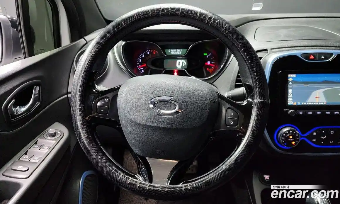 Renault QM3 2017 1.5 Автомат в Москве № 148364, фото 16