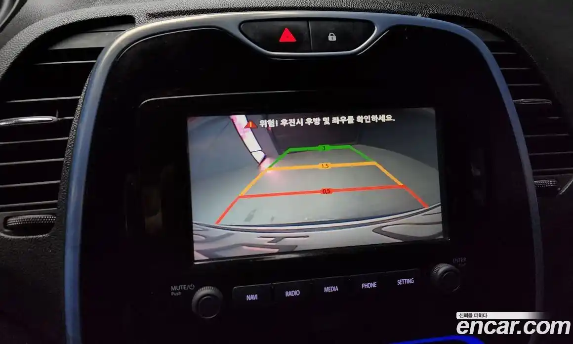 Renault QM3 2017 1.5 Автомат в Москве № 148364, фото 7