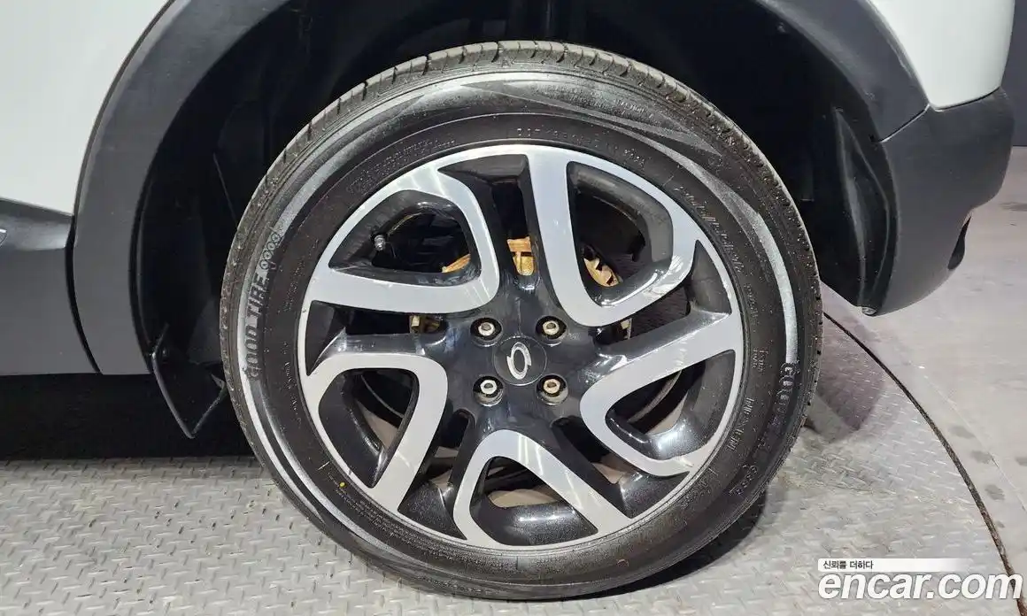 Renault QM3 2017 1.5 Автомат в Москве № 148364, фото 10