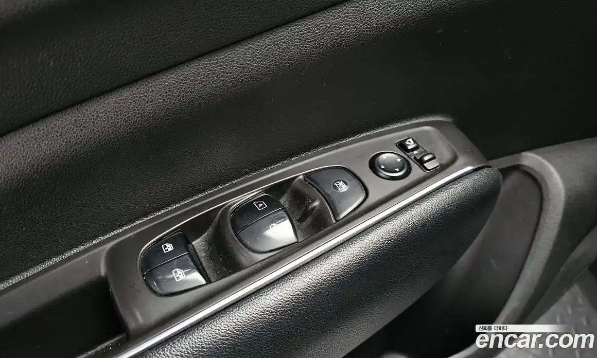 Renault QM6 2017 2.0 Автомат в Москве № 148531, фото 19