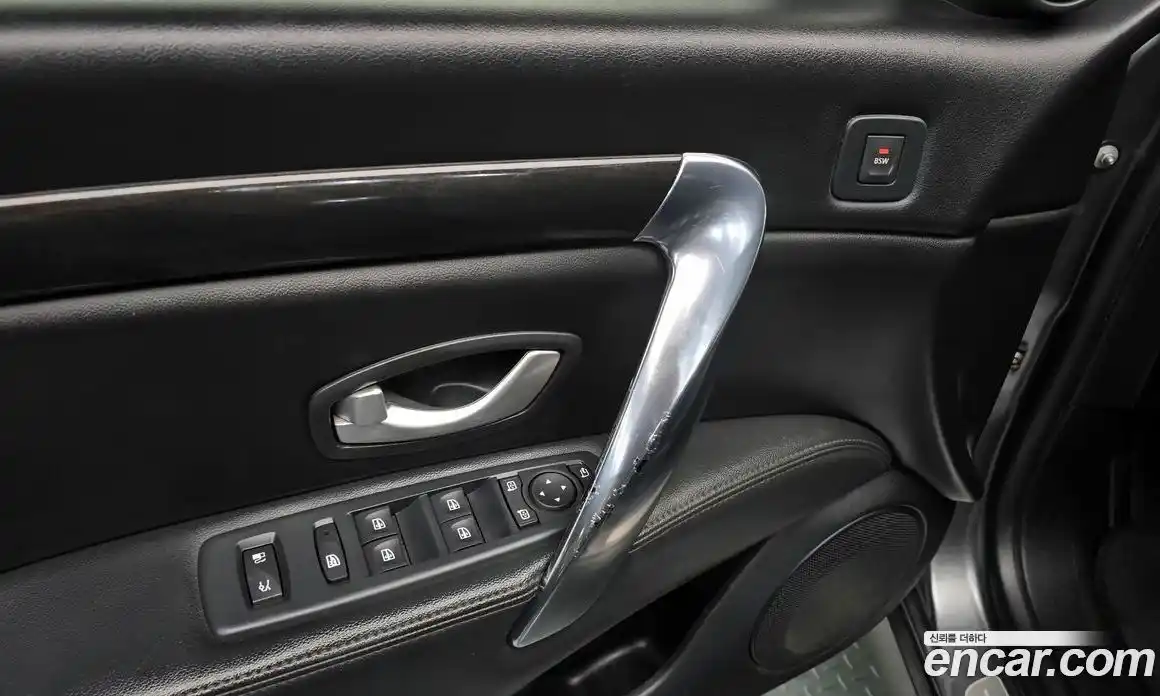 Renault SM7 2015 2.5 Автомат в Москве № 149485, фото 4