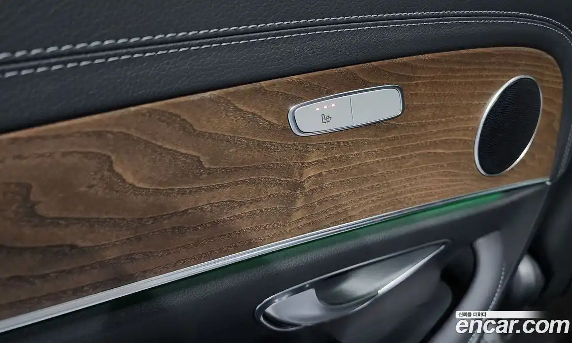 Mercedes-Benz E-Class 2022 2.0 Автомат в Москве № 150065, фото 12