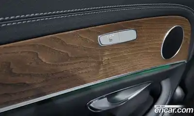 Mercedes-Benz E-Class 2022 2.0 Автомат в Москве № 150065, миниатюра 12