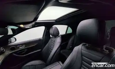 Mercedes-Benz E-Class 2022 2.0 Автомат в Москве № 150065, миниатюра 10