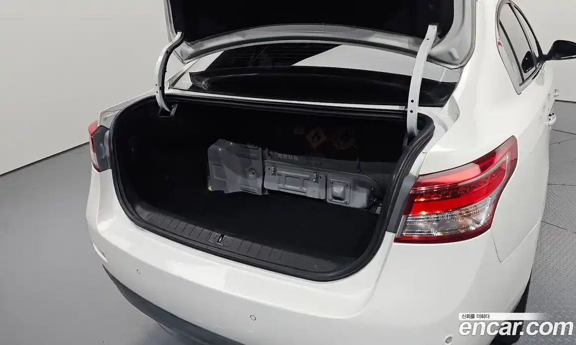 Renault SM5 2014 2.0 Автомат в Москве № 151762, фото 13