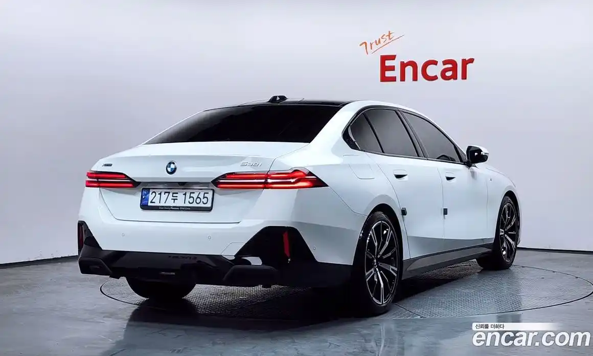 BMW 5-Series 2024 2.0 Автомат в Москве № 153426, фото 12