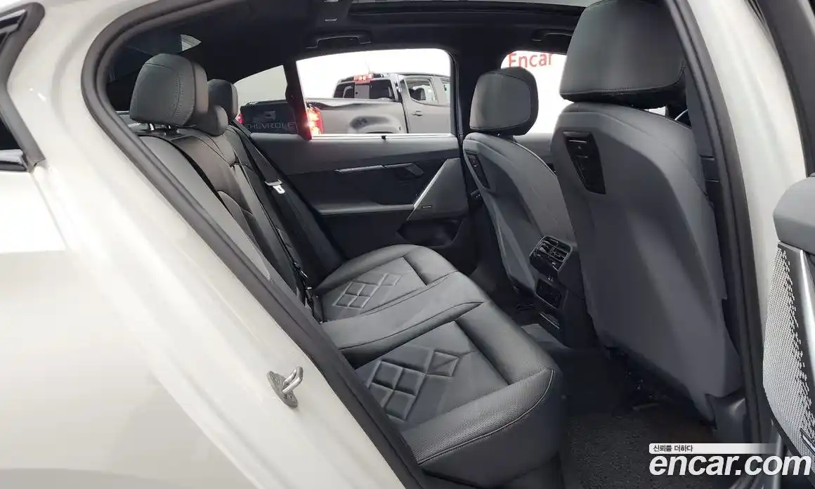 BMW 5-Series 2024 2.0 Автомат в Москве № 153426, фото 4