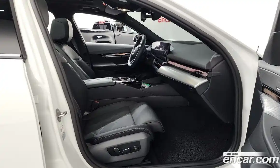 BMW 5-Series 2024 2.0 Автомат в Москве № 153426, фото 8