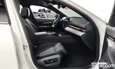 BMW 5-Series 2024 2.0 Автомат в Москве № 153426, миниатюра 8