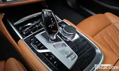 BMW 7-Series 2022 3.0 Автомат в Москве № 154924, миниатюра 2