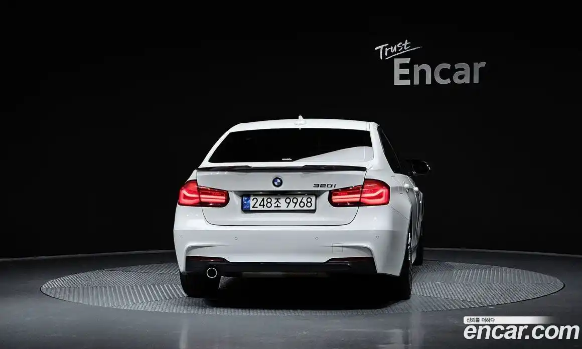 BMW 3-Series 2017 2.0 Автомат в Москве № 157553, фото 16