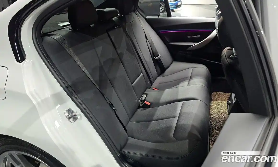 BMW 3-Series 2017 2.0 Автомат в Москве № 157553, фото 20