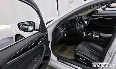 BMW 5-Series 2018 2.0 Автомат в Москве № 159542, миниатюра 11