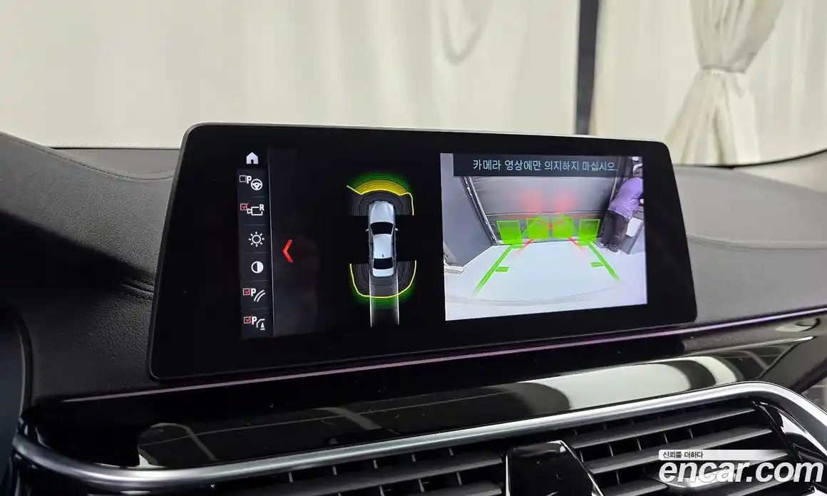 BMW 5-Series 2018 2.0 Автомат в Москве № 159542, фото 17