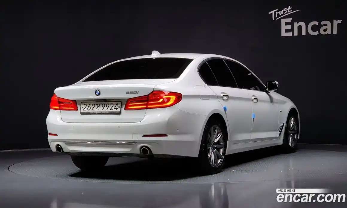 BMW 5-Series 2018 2.0 Автомат в Москве № 159542, фото 20