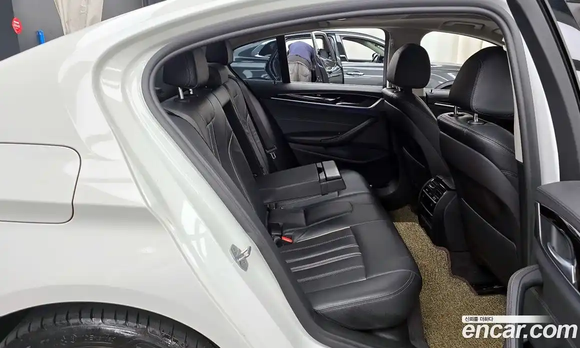 BMW 5-Series 2018 2.0 Автомат в Москве № 159542, фото 7