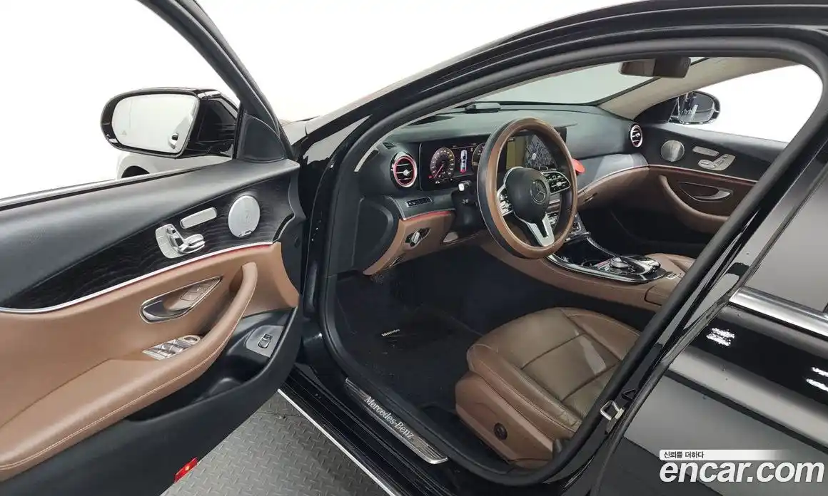 Mercedes-Benz E-Class 2019 2.0 Автомат в Москве № 160553, фото 11
