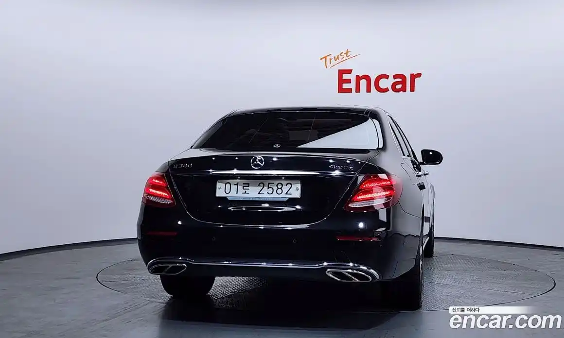 Mercedes-Benz E-Class 2019 2.0 Автомат в Москве № 160553, фото 19