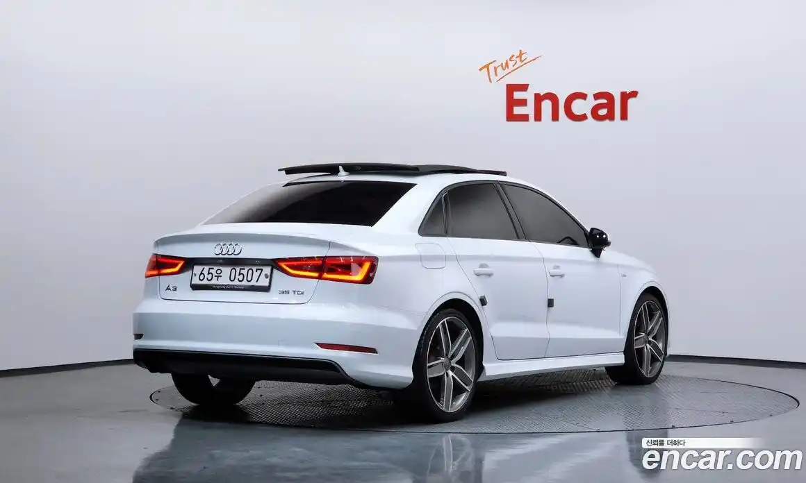 Audi A3 2015 2.0 Автомат в Москве № 160881, фото 1