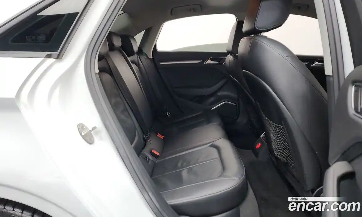 Audi A3 2015 2.0 Автомат в Москве № 160881, фото 12