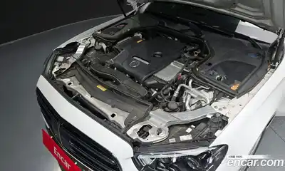 Mercedes-Benz E-Class 2021 2.0 Автомат в Москве № 161228, миниатюра 11