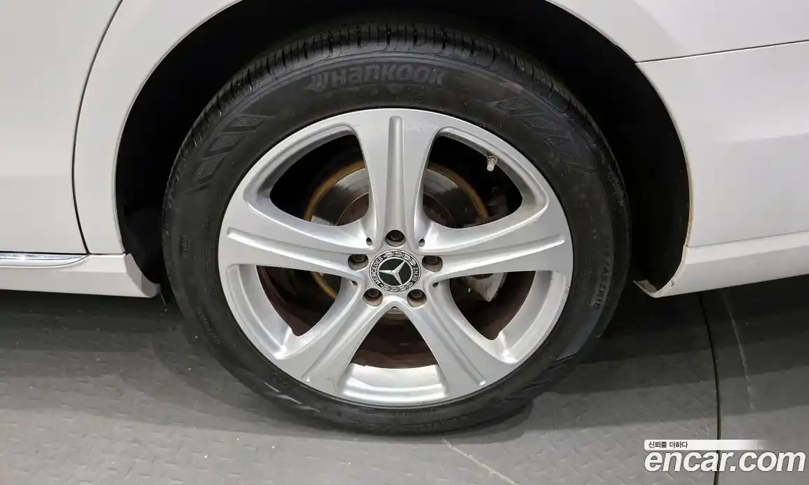 Mercedes-Benz E-Class 2018 1.9 Автомат в Москве № 161874, фото 13