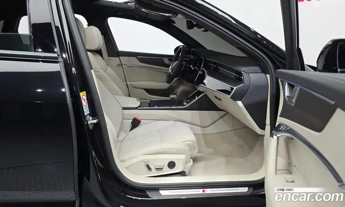 Audi A6 2025 2.0 Автомат в Москве № 162266, фото 1