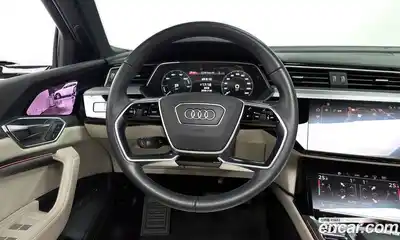 Audi e-tron 2023 0.2 Автомат в Москве № 162422, миниатюра 12