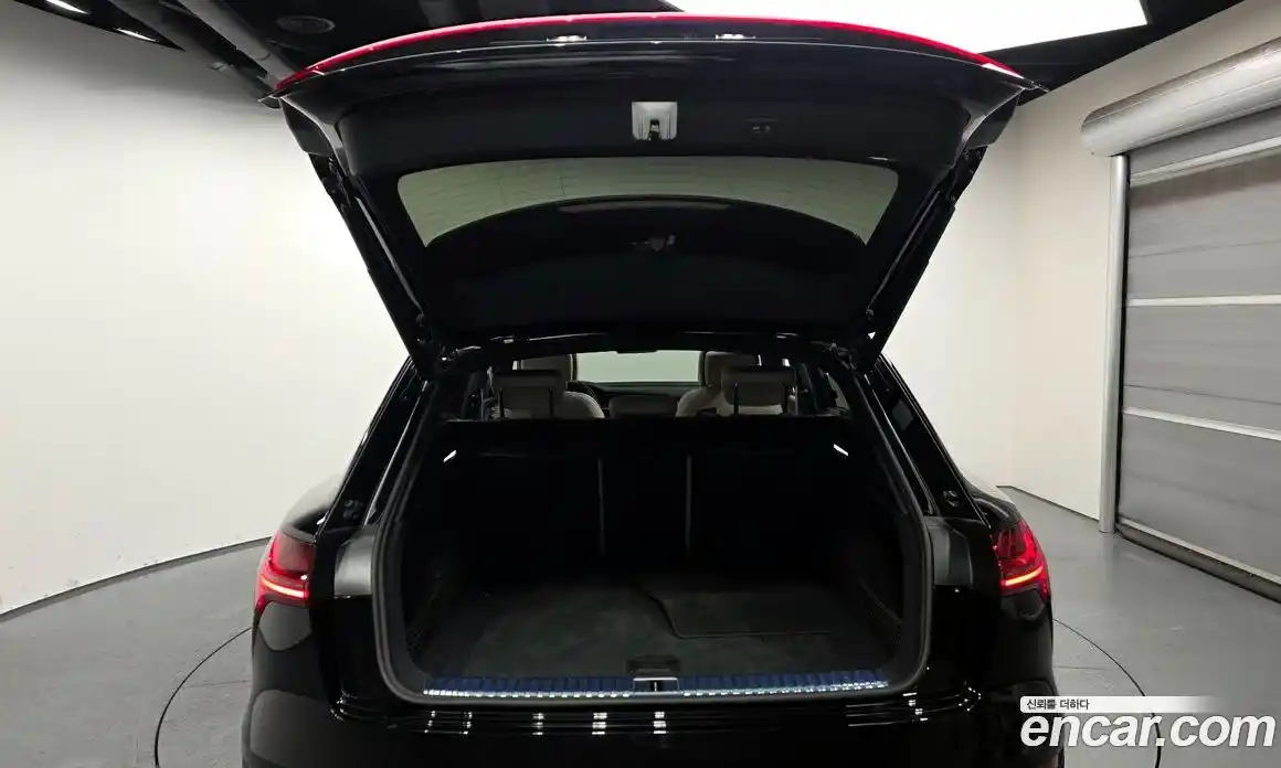 Audi e-tron 2023 0.2 Автомат в Москве № 162422, фото 10