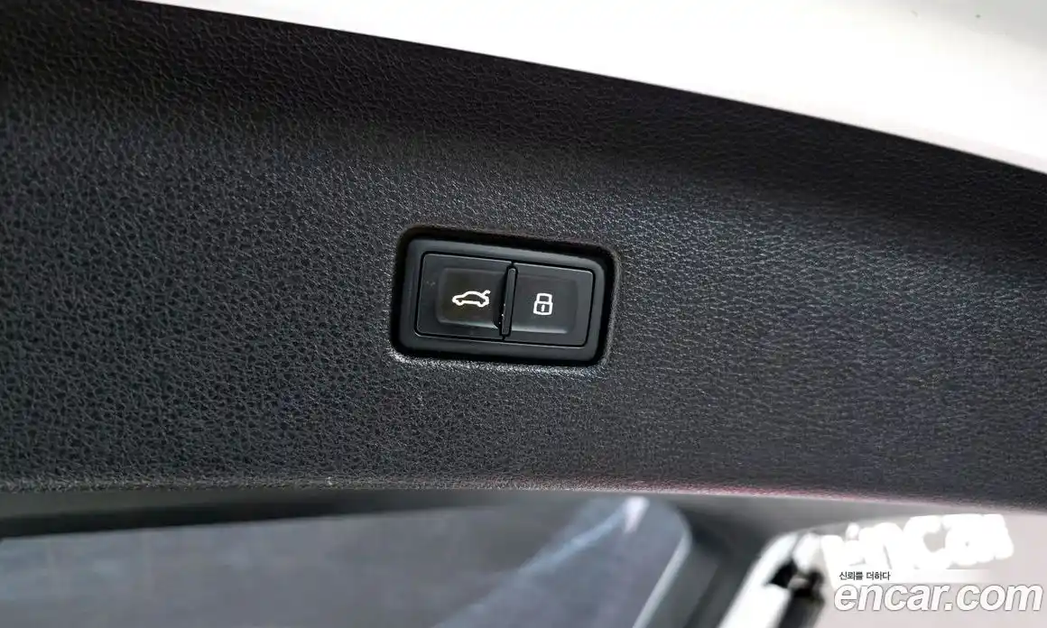 Audi Q8 2021 3.0 Автомат в Москве № 163895, фото 20