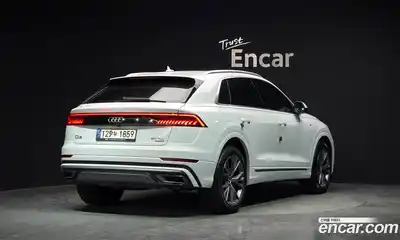 Audi Q8 2021 3.0 Автомат в Москве № 163895, миниатюра 9
