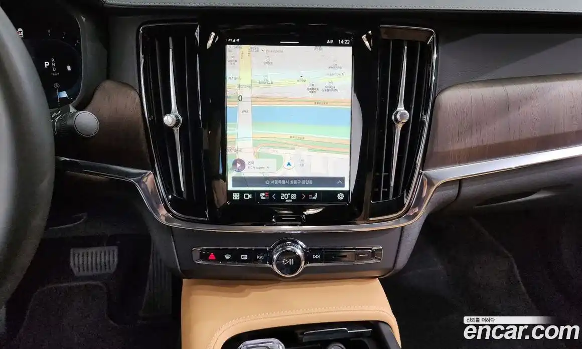 Volvo S90 2024 2.0 Автомат в Москве № 164155, фото 14