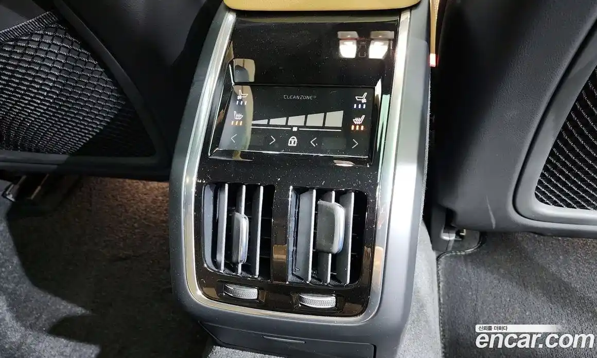 Volvo S90 2024 2.0 Автомат в Москве № 164155, фото 10