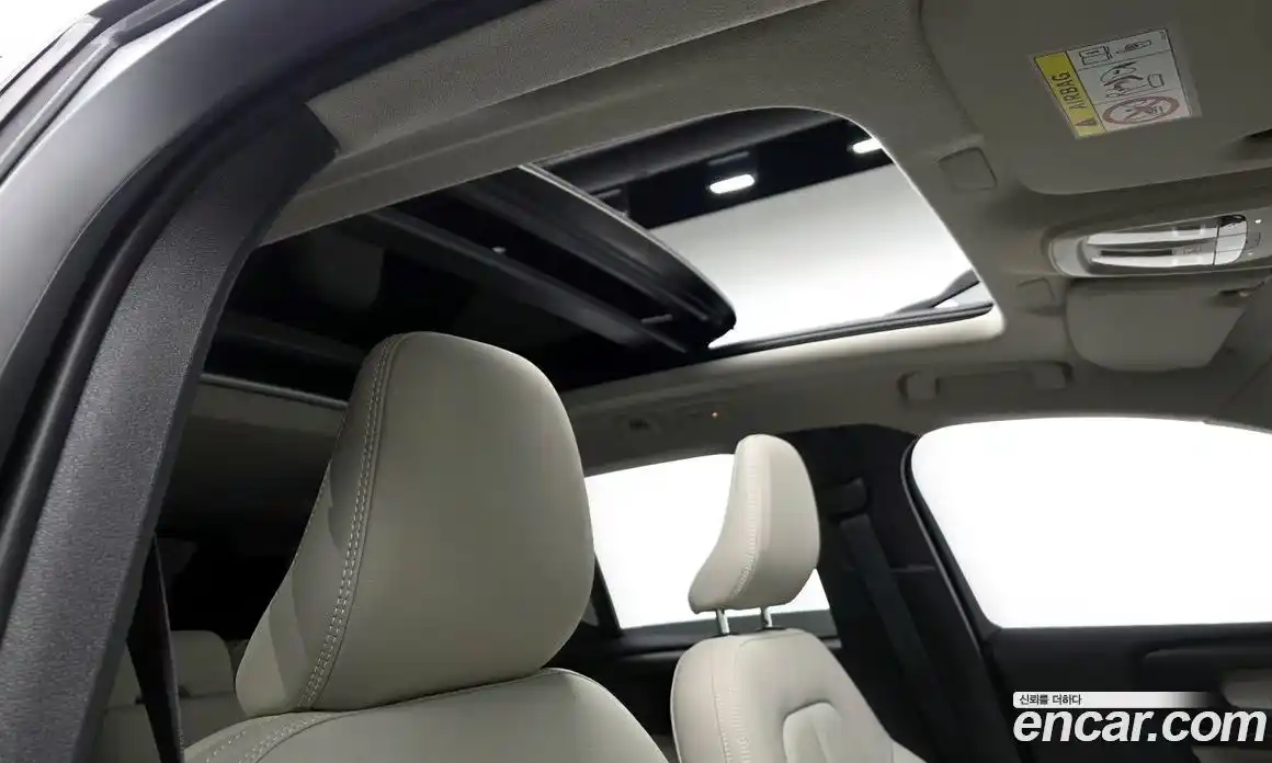 Volvo XC40 2025 2.0 Автомат в Москве № 164256, фото 11