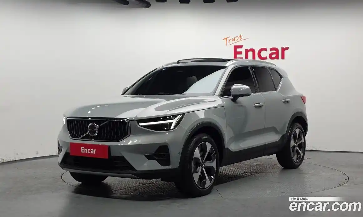 Volvo XC40 2025 2.0 Автомат в Москве № 164256, фото 9