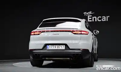 Porsche Cayenne 2022 3.0 Автомат в Москве № 165235, миниатюра 9
