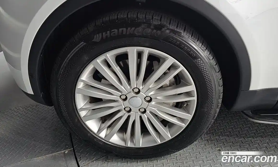 Land Rover Discovery 2019 3.0 Автомат в Москве № 166153, фото 20