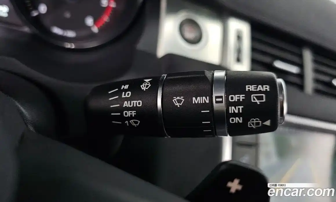 Land Rover Range-Rover Evoque 2016 2.0 Автомат в Москве № 166442, фото 14