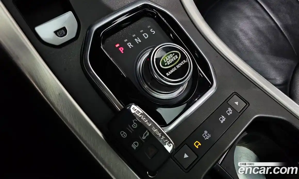 Land Rover Range-Rover Evoque 2016 2.0 Автомат в Москве № 166442, фото 4