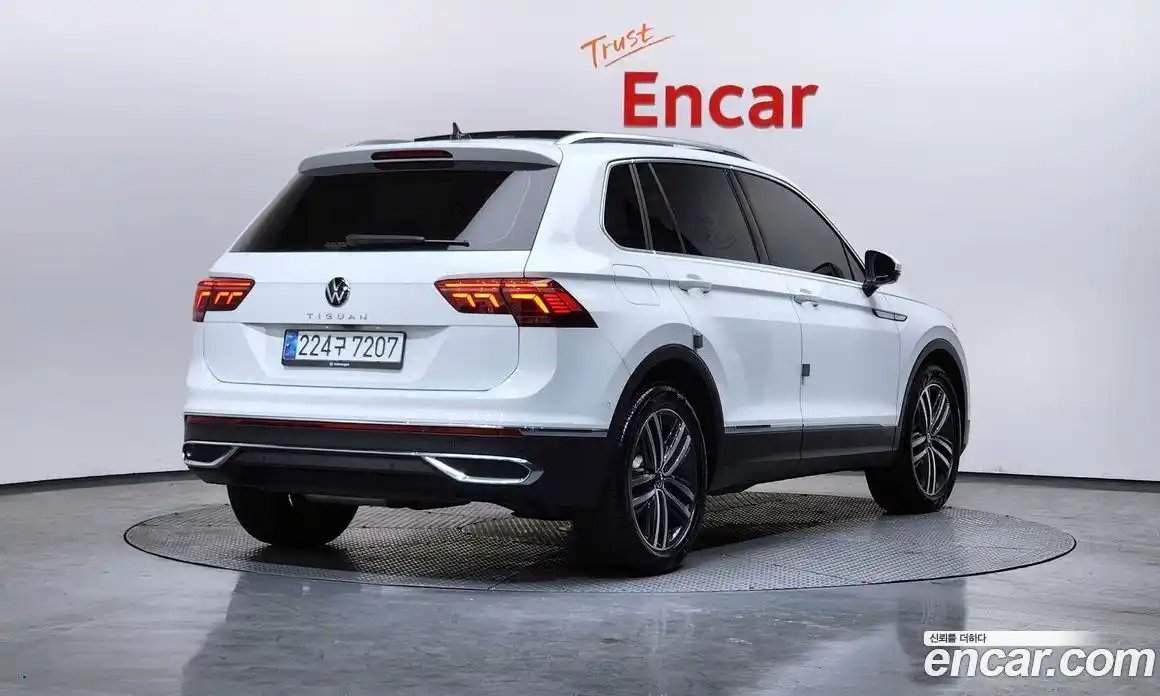 Volkswagen Tiguan 2024 2.0 Автомат в Москве № 168409, фото 10