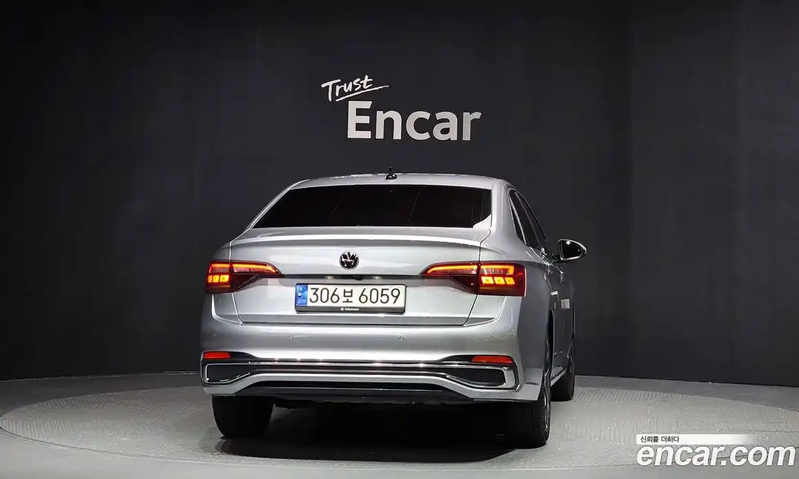 Volkswagen Jetta 2023 1.5 Автомат в Москве № 168737, фото 5