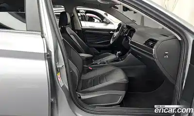 Volkswagen Jetta 2023 1.5 Автомат в Москве № 168737, миниатюра 7