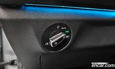 Volkswagen Jetta 2023 1.5 Автомат в Москве № 168737, миниатюра 8