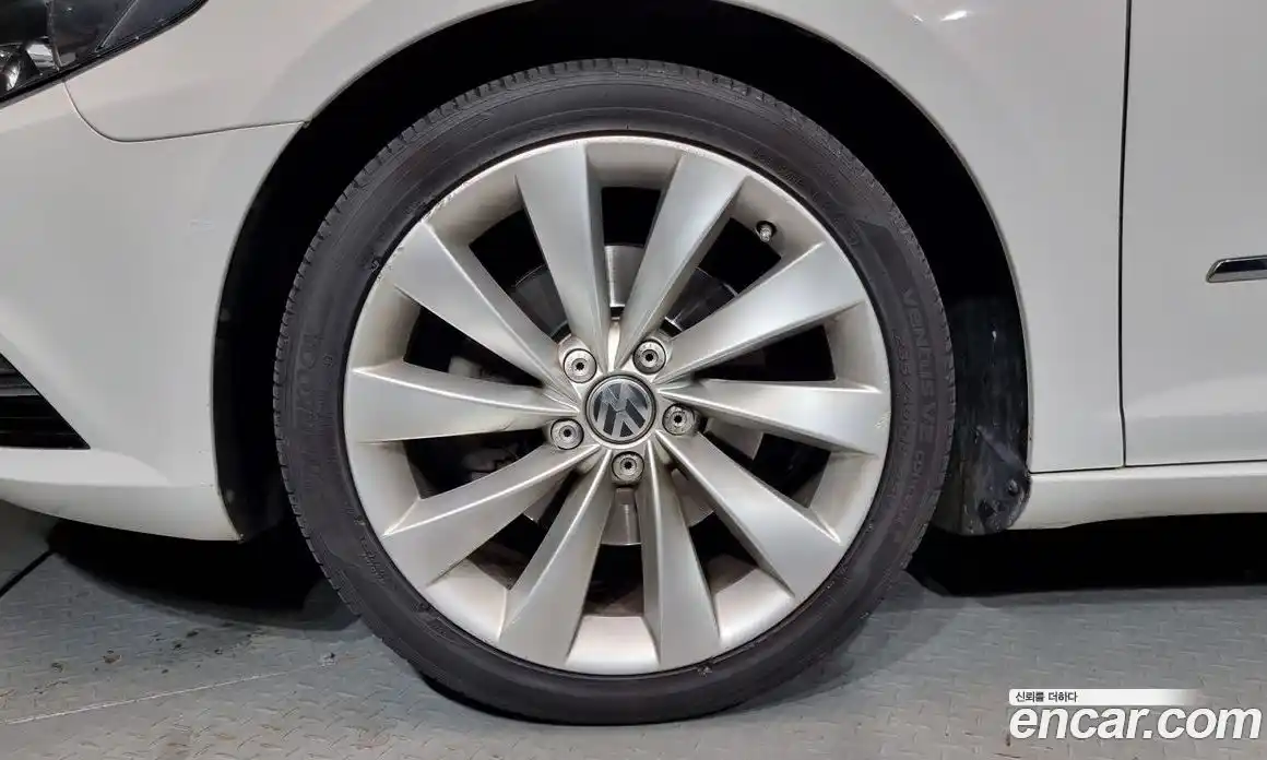 Volkswagen CC 2015 2.0 Автомат в Москве № 168829, фото 3