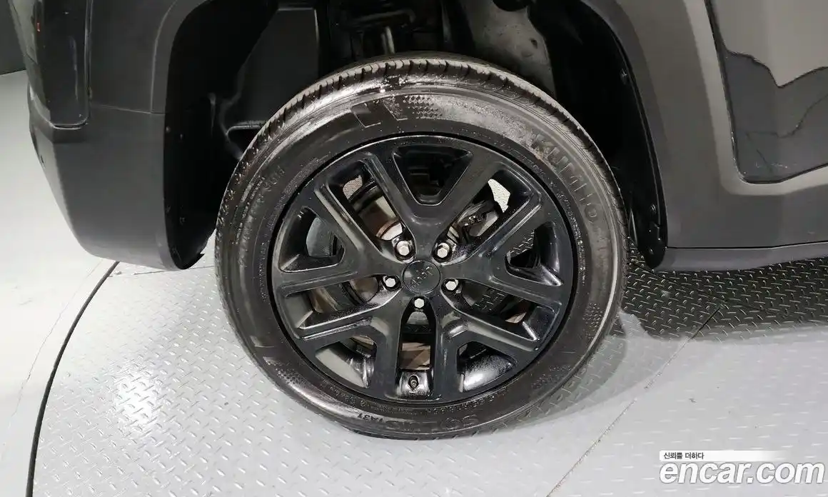 Jeep Renegade 2017 2.0 Автомат в Москве № 169851, фото 17