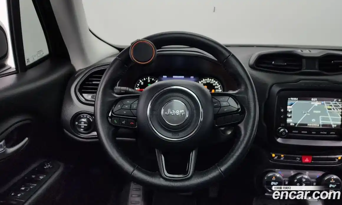 Jeep Renegade 2017 2.0 Автомат в Москве № 169851, фото 19